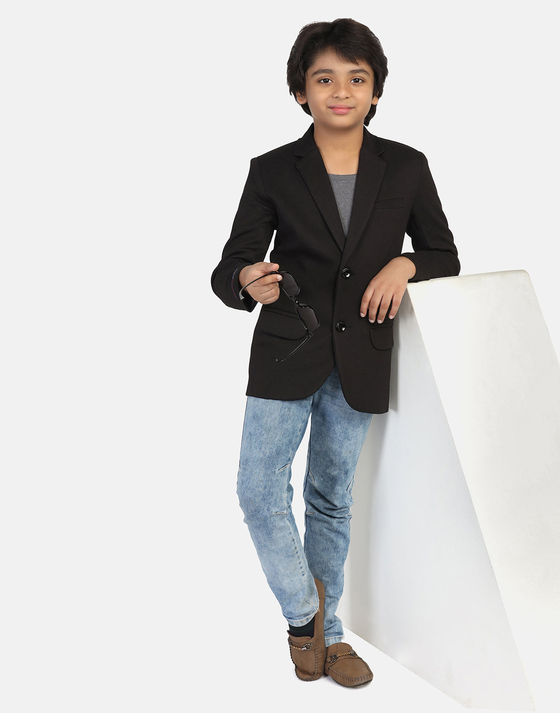 Kids Black Blazer - Tahvo India