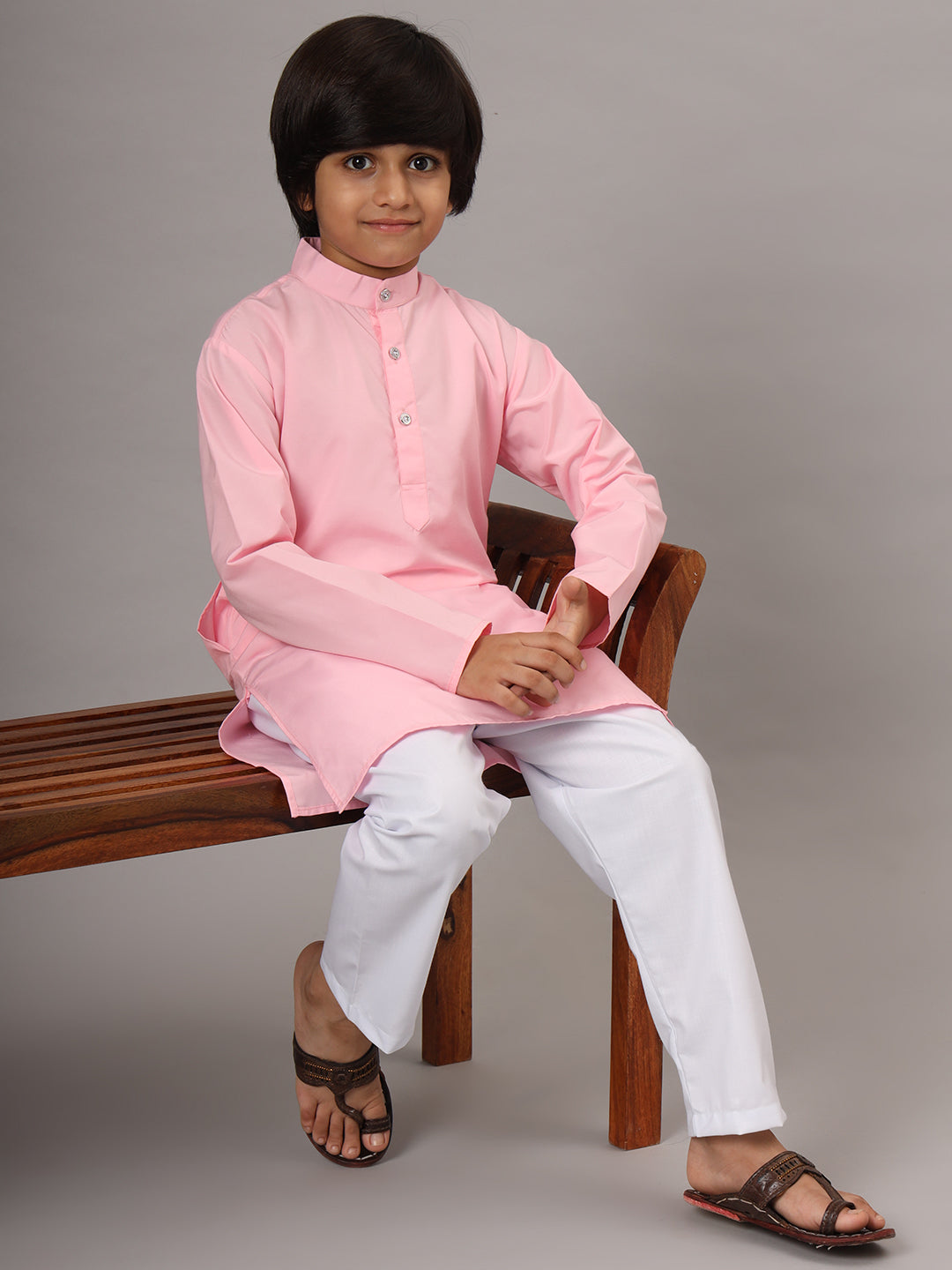 Boys Pink Solid Kurta Set - Tahvo India