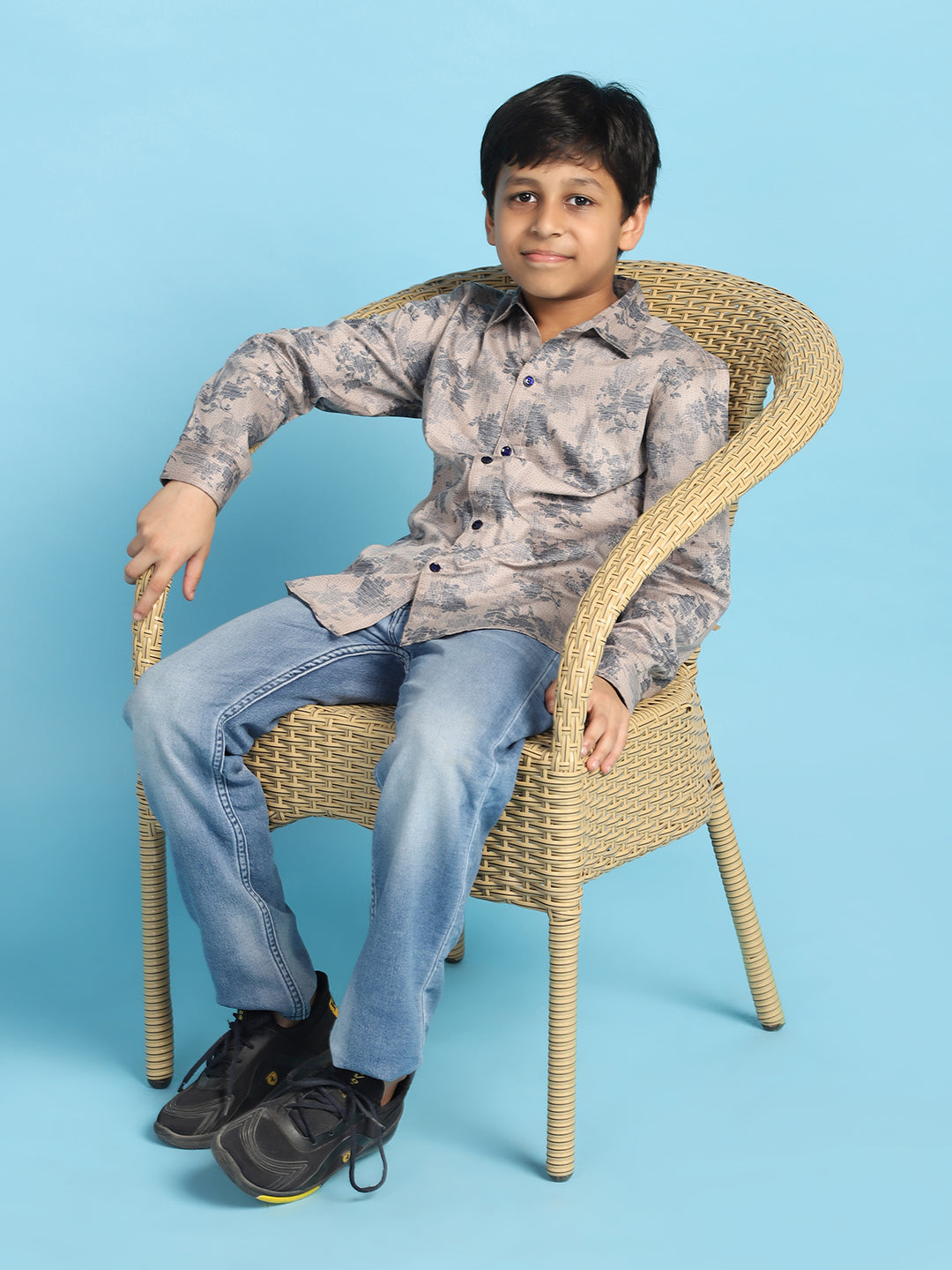 Boys Grey Printed Shirt - Tahvo India