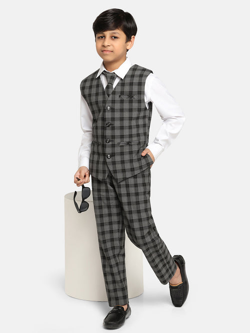 Boys Black 3 Piece Set With Tie - Tahvo India