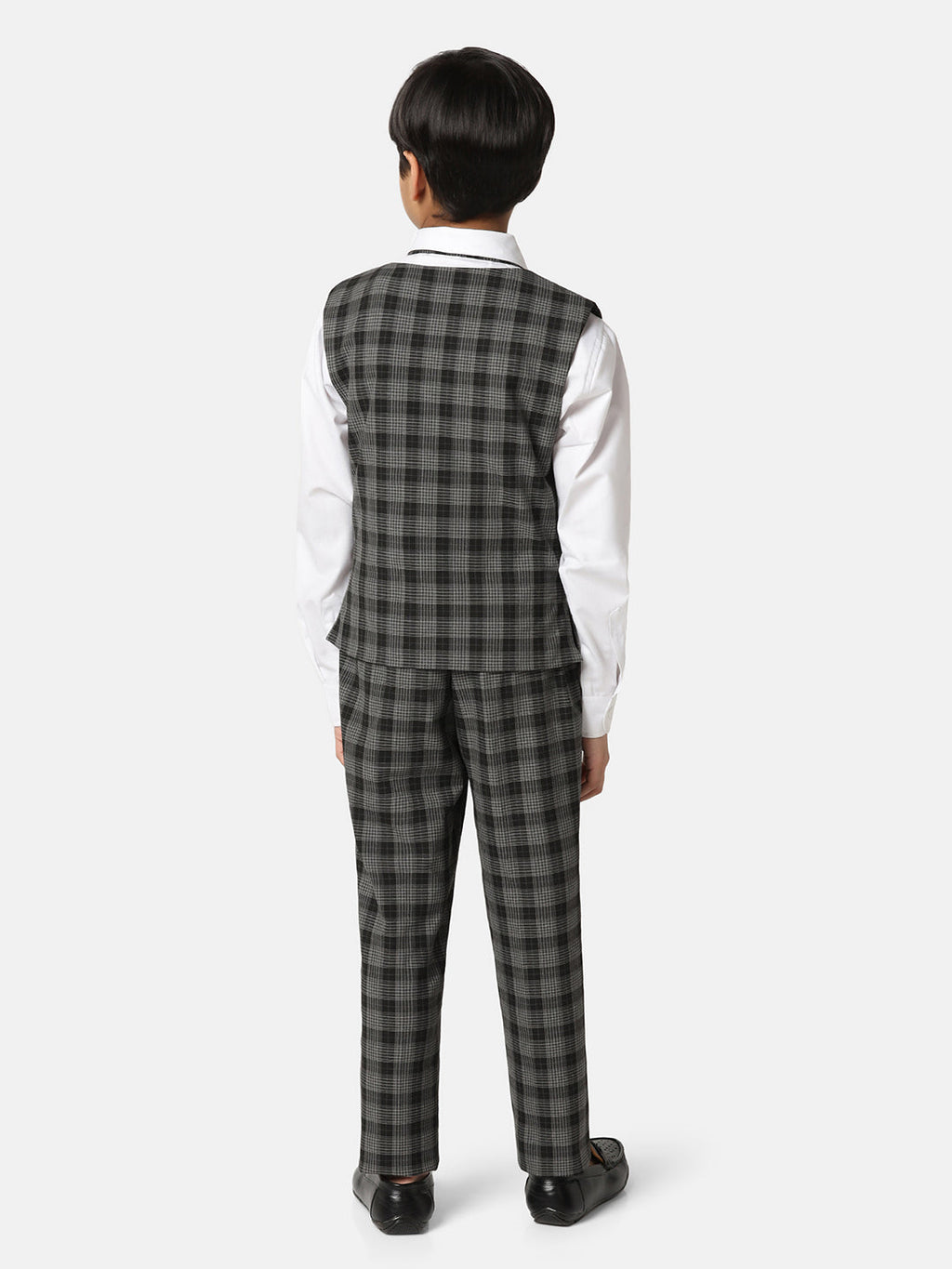 Boys Black 3 Piece Set With Tie - Tahvo India
