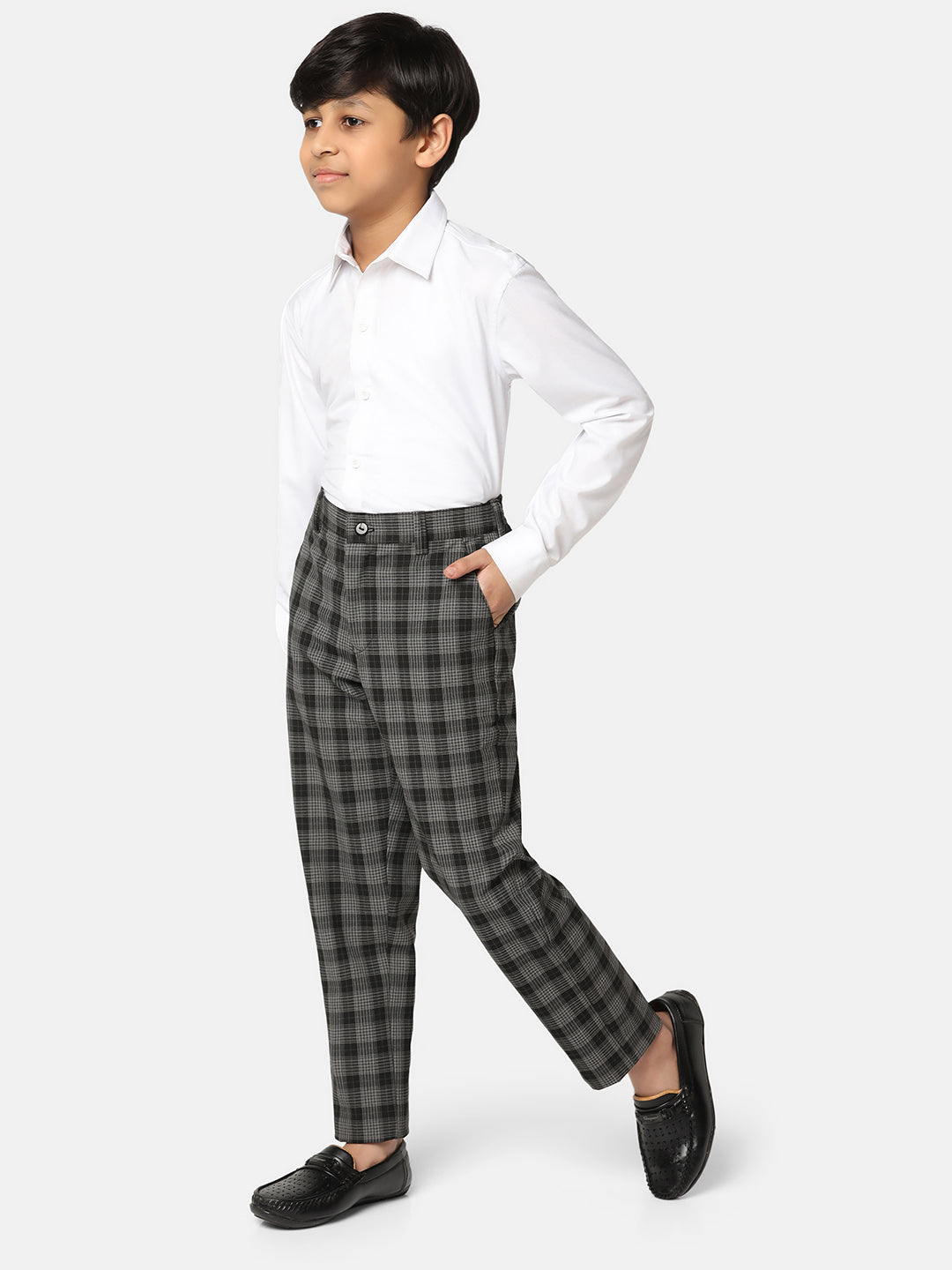 Boys Black 3 Piece Set With Tie - Tahvo India