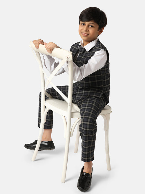 Boys 3 Piece Set With Tie - Tututree