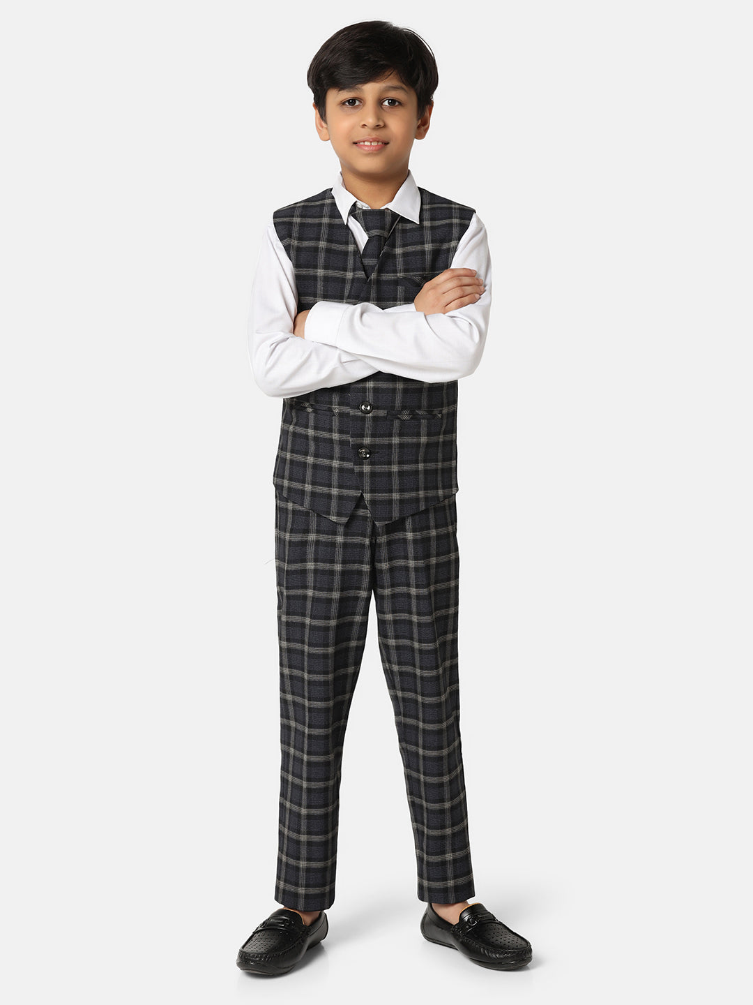 Tahvo Boys 3 Piece Set With Tie - Tahvo India