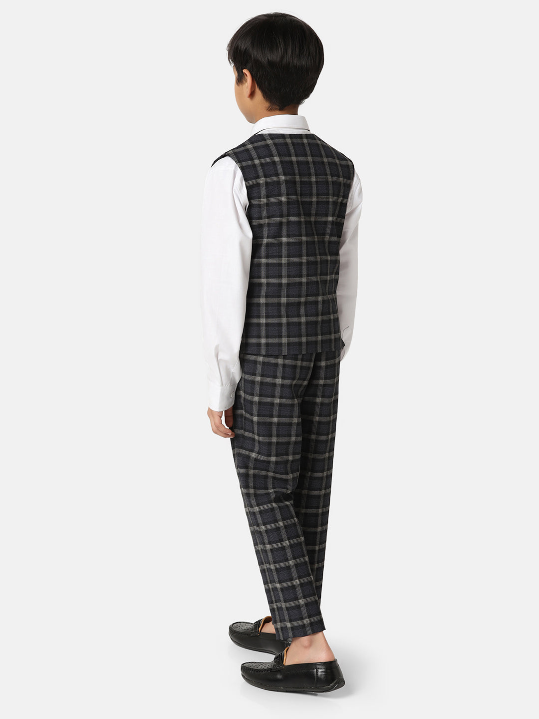 Tahvo Boys 3 Piece Set With Tie - Tahvo India