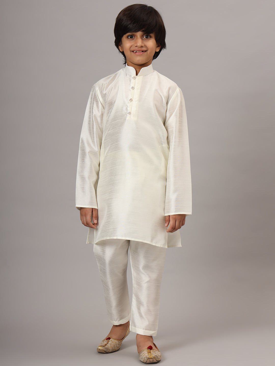 Boys Off White Kurta Set With Embroidered Nehru Jacket - Tahvo India