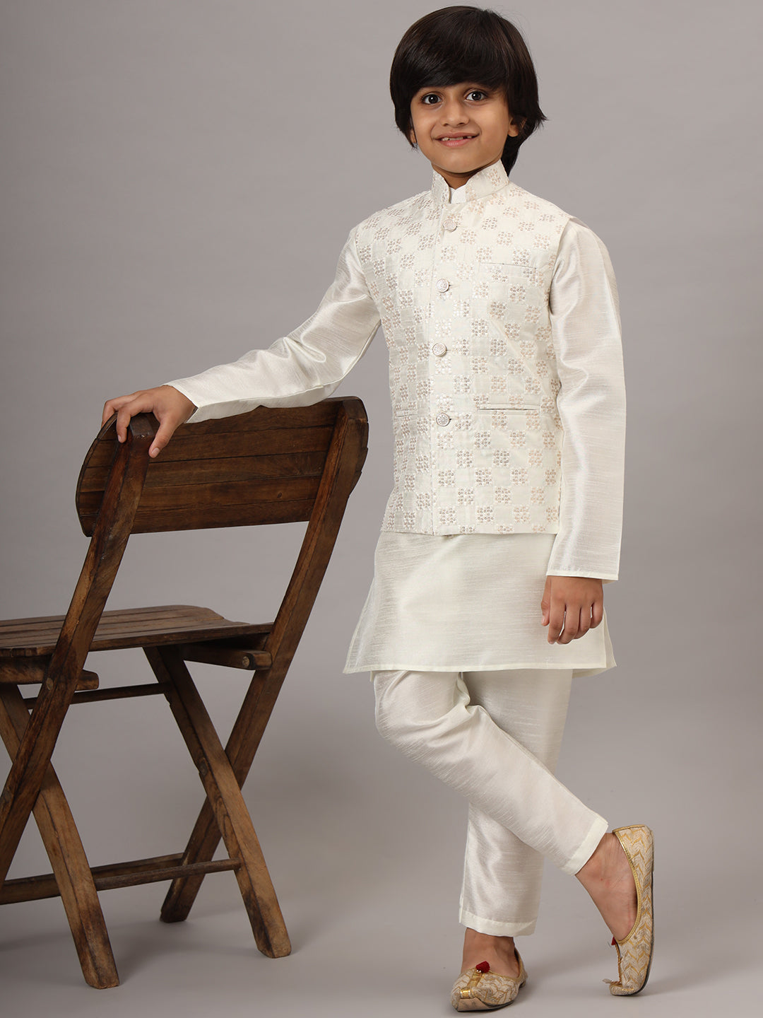 Boys Pearl White Kurta Set With Embroidered Nehru Jacket - Tahvo India