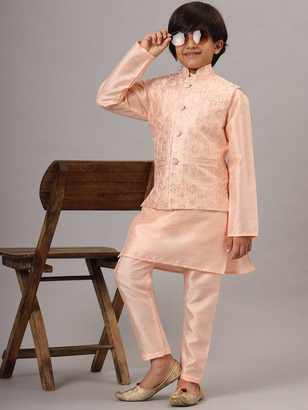 Boys Peach Kurta Set With Embroidered Nehru Jacket - Tahvo India
