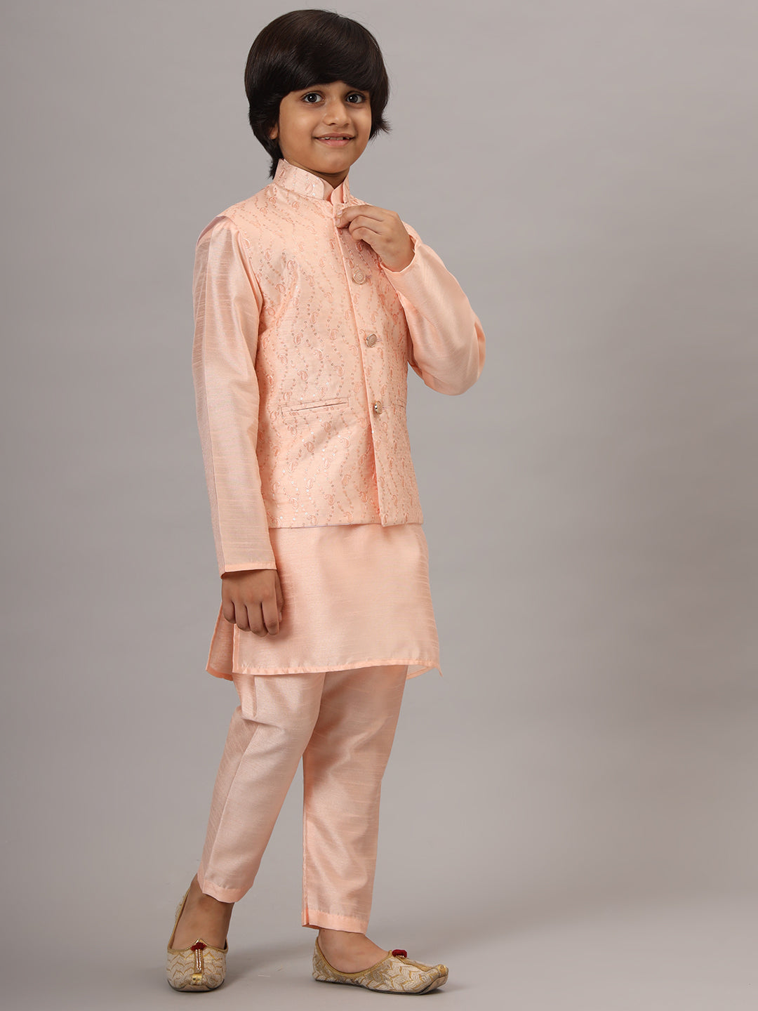 Boys Peach Kurta Set With Embroidered Nehru Jacket - Tahvo India